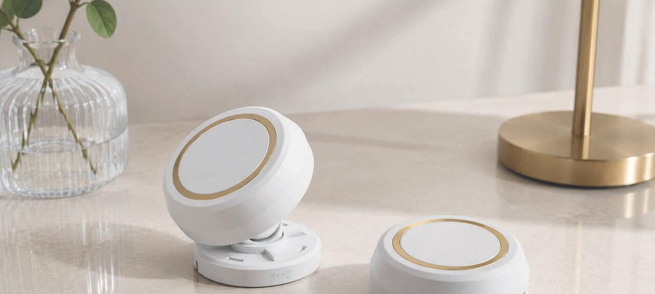 Hai phiên bản: loại xoay và loại cố định.